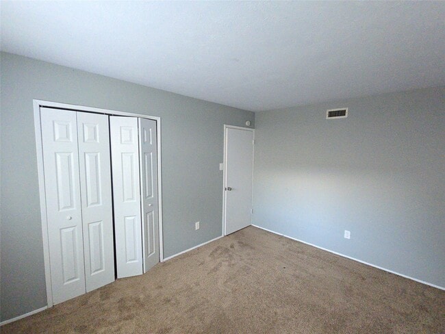Building Photo - 3906 Postwood Dr