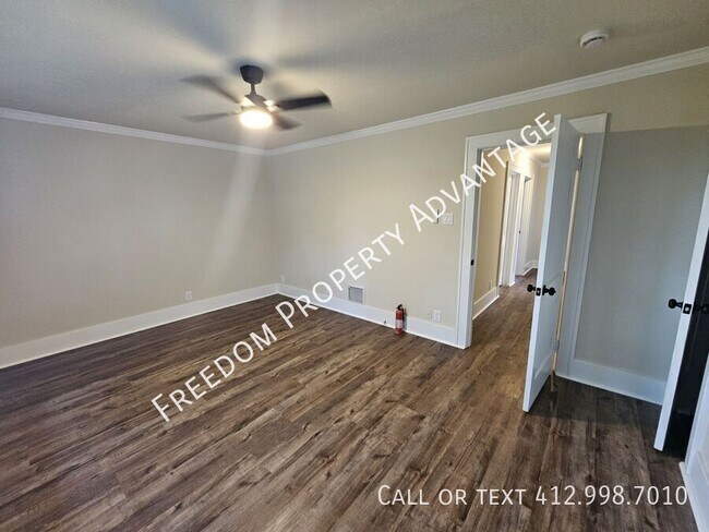 Building Photo - 462 McKinley Ave