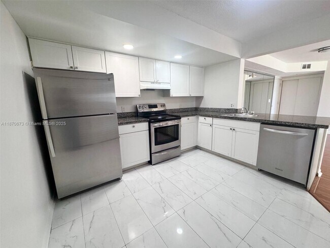 Building Photo - 5801 Riverside Dr