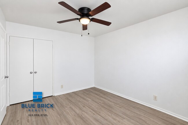 Building Photo - 7117 Fulton Ave