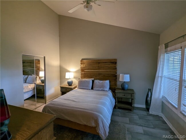 Building Photo - 9116 SW 51st Rd