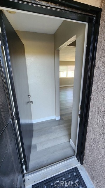 Building Photo - 984 El Camino Dr