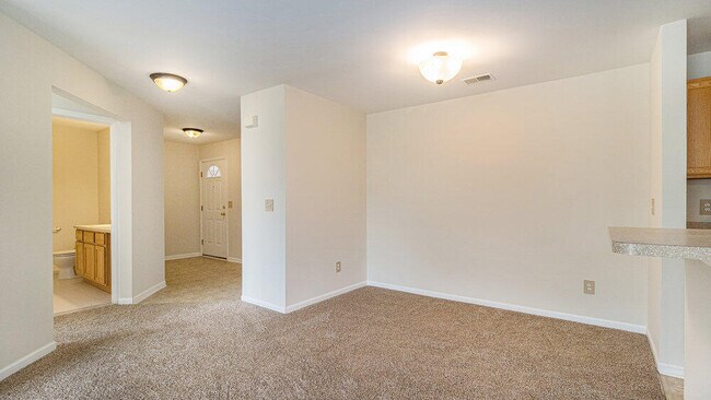 Building Photo - 1120 Addington Ln