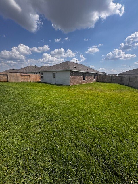 Building Photo - 26934 Cherry Plum Ln