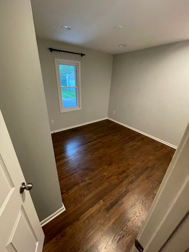 Building Photo - 7604 NW 76 Way