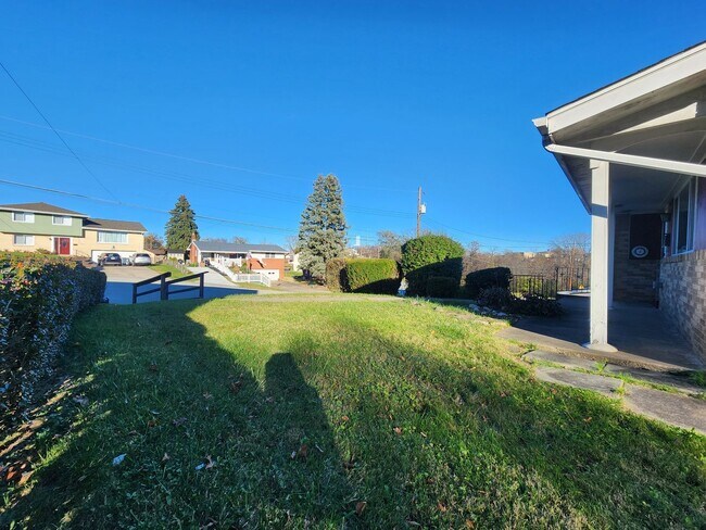 Building Photo - COMING SOON! This is a Lease-to-Own – Not ...