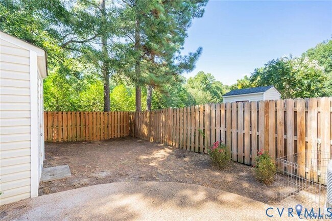 Building Photo - 1814 Timberly Waye