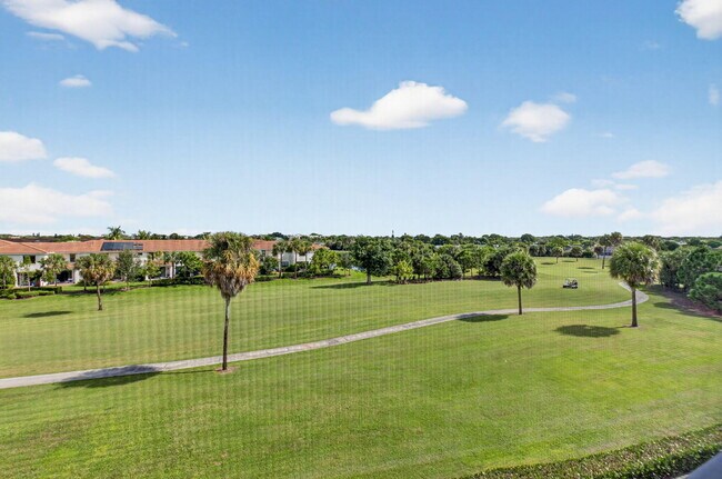 Building Photo - 23279 Barwood Ln N