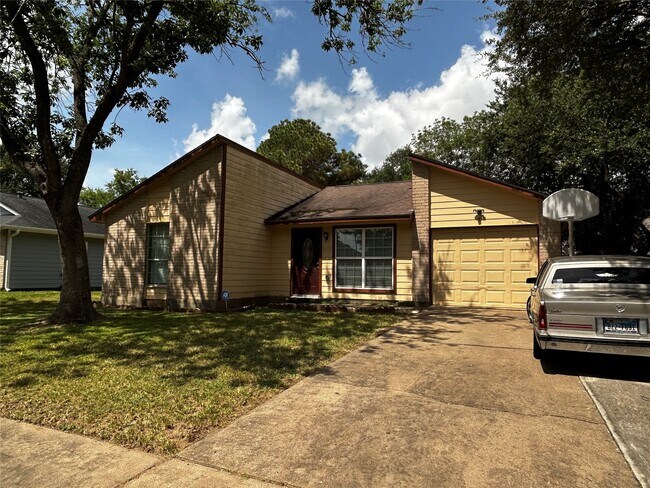 Building Photo - 2123 Crosscoach Ln