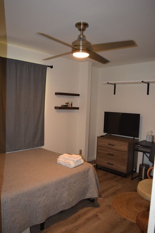 Building Photo - Haleakala Gardens Furnished ground floor 3bd 2ba