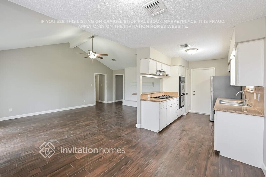 Building Photo - 11122 Kirwin Ln