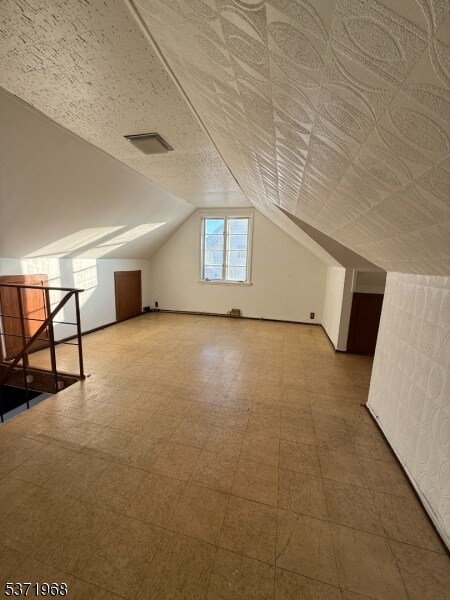 Building Photo - 204 Columbia Ave