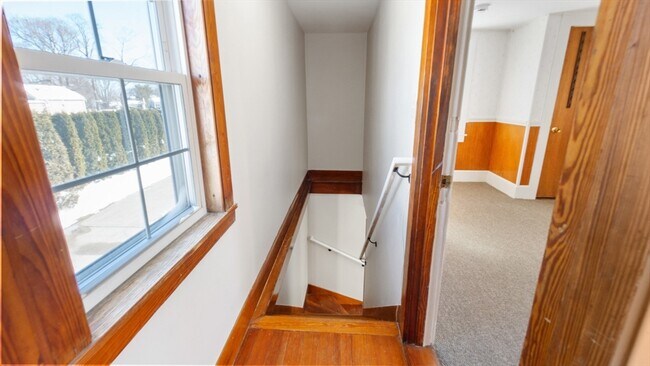 Building Photo - 88 Winthrop St