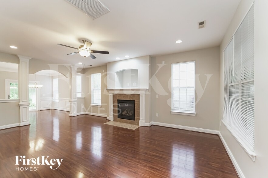 Building Photo - 13024 Windy Lea Ln