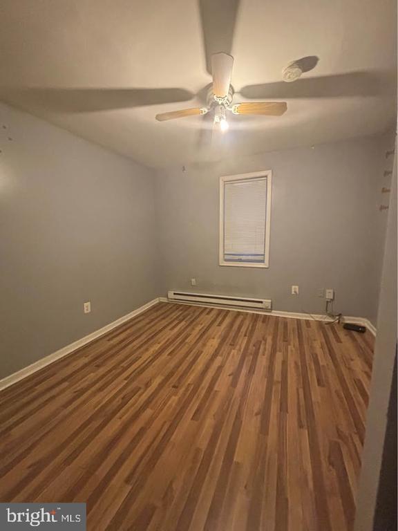 Building Photo - 824 Jack St