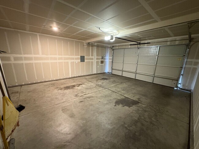 Building Photo - Lennar Built 2 story home coming soon!