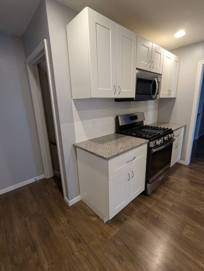 Building Photo - Charming & Spacious Home in the Heart of Richfield