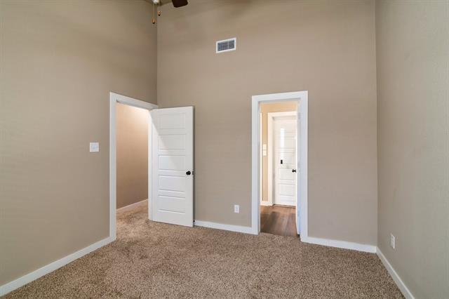 Building Photo - 628 Fallow Dr