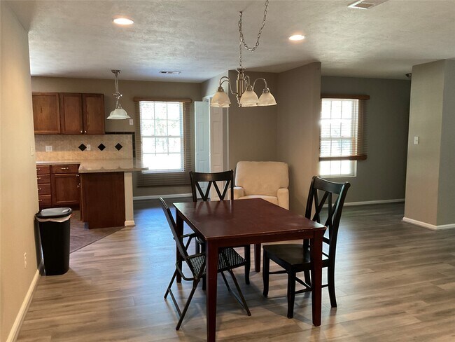 Building Photo - 42906 O'Neal Ln