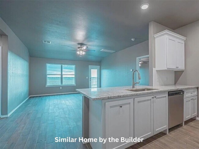 Building Photo - 1630 Highland Loop