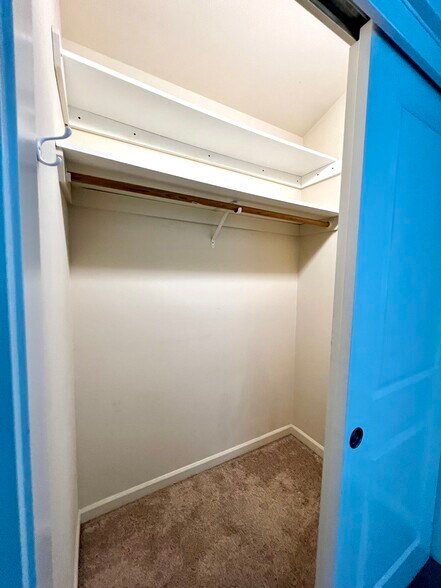 Building Photo - 1017 NE 125th St