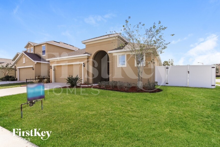 Building Photo - 3000 Lady Mae Ln