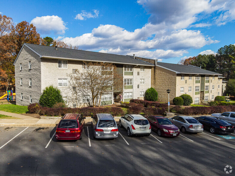 Building Photo - Forest Village Apartments