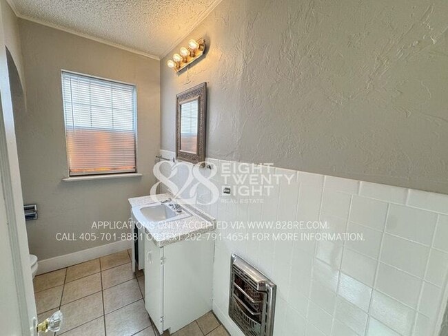Building Photo - Historic 1 Bed/1 Bath with Bonus Room Dupl...