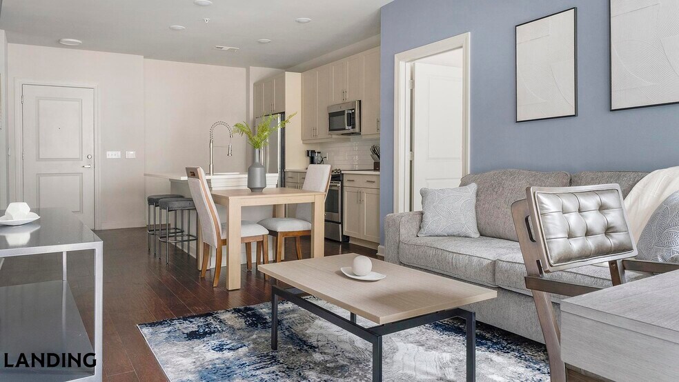 Building Photo - 2420 Peachtree Rd NW