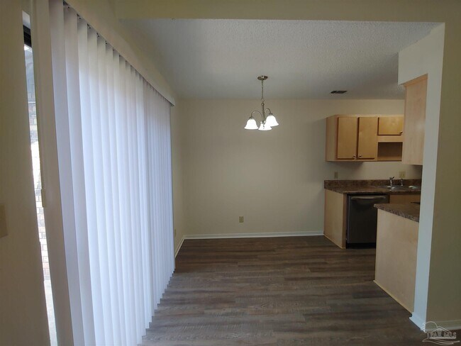 Building Photo - 1440 N 61st Ave