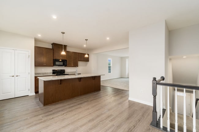Building Photo - 7675 Felder Dr