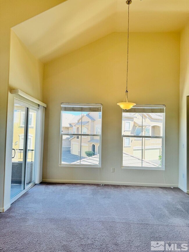 Building Photo - 1325 S Meadows Pkwy