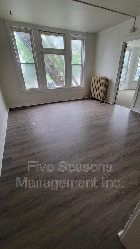 Building Photo - 55 S Union St