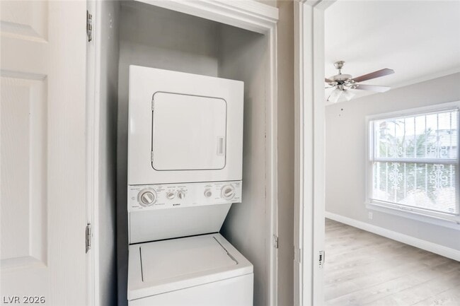 Building Photo - 904 Biltmore Dr