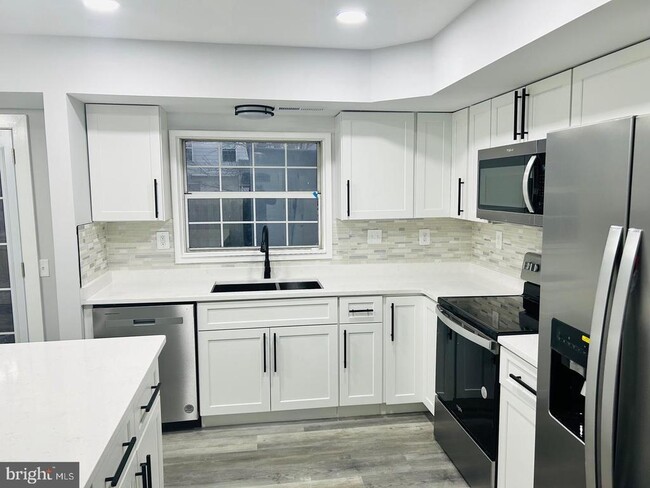 Building Photo - 4597 Goldeneye Pl