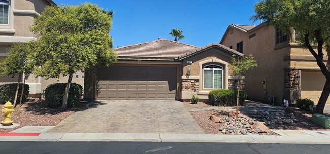 Building Photo - 9936 Willowbrook Pond Rd