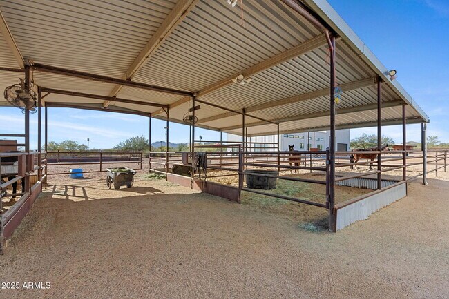 Building Photo - 14537 E Windstone Trail