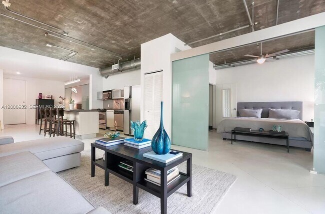 Building Photo - 1700 Meridian Ave