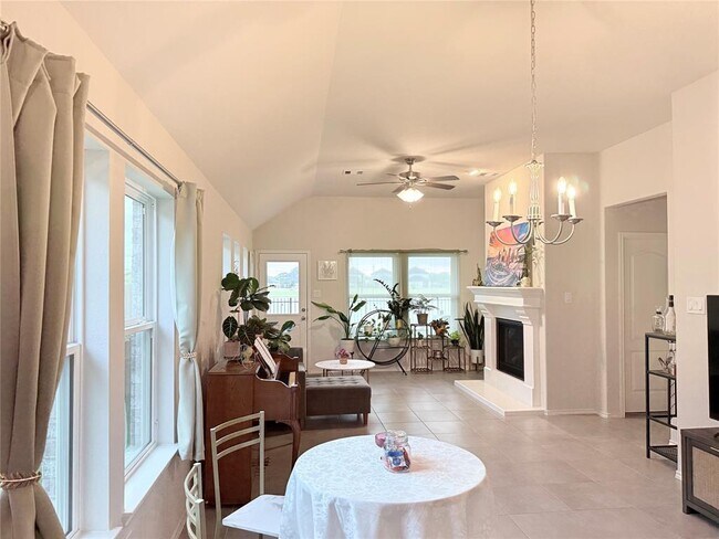 Building Photo - 15334 Caravel Bay Ct
