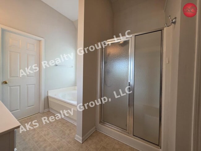 Building Photo - 1108 Colony Trail