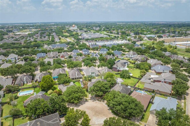 Building Photo - 12414 N Shadow Cove Dr