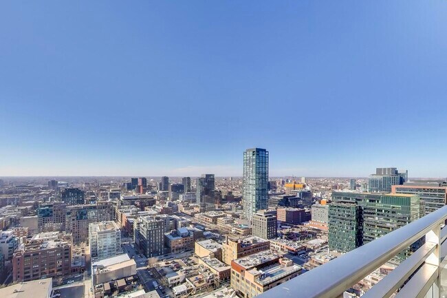 Building Photo - 737 W Washington Blvd