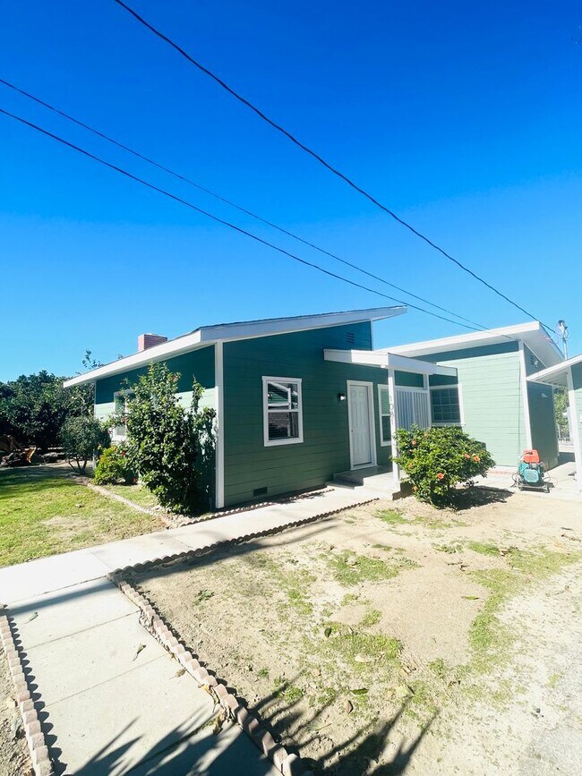 Building Photo - Charming 3-bedroom, 2-bathroom single story home located in the heart of Fillmore