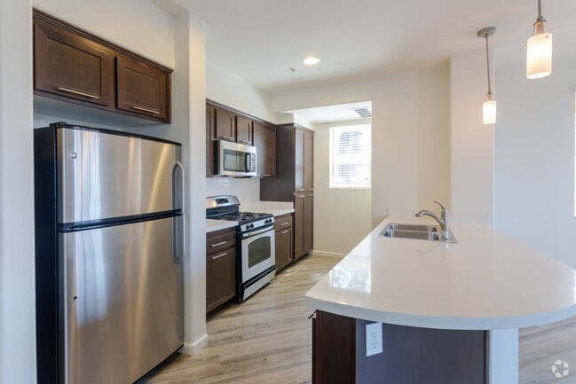 2BR, 2BA- Apex - Solterra Eco Luxury Apartments
