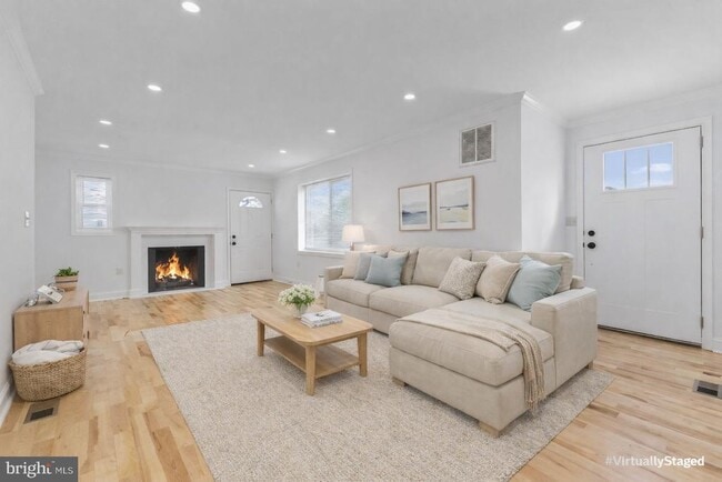 Building Photo - 3213 Greencastle Rd