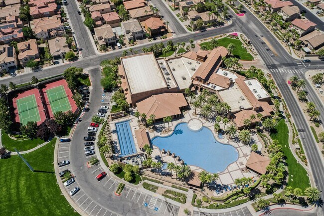 Building Photo - 1053 Via Canale Dr