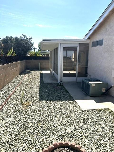 Building Photo - 2428 El Rancho Cir