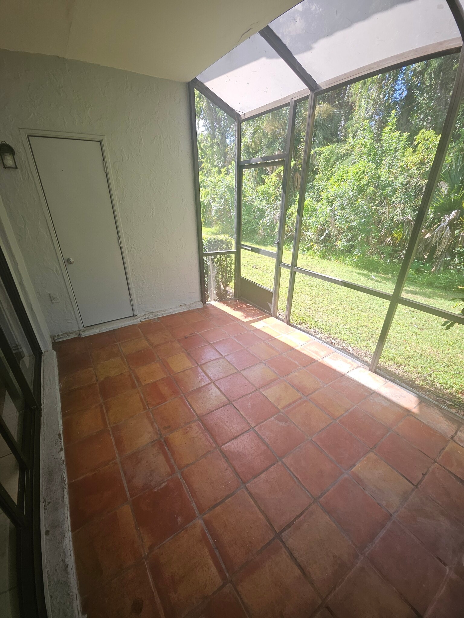 Building Photo - 4702 Capri Pl