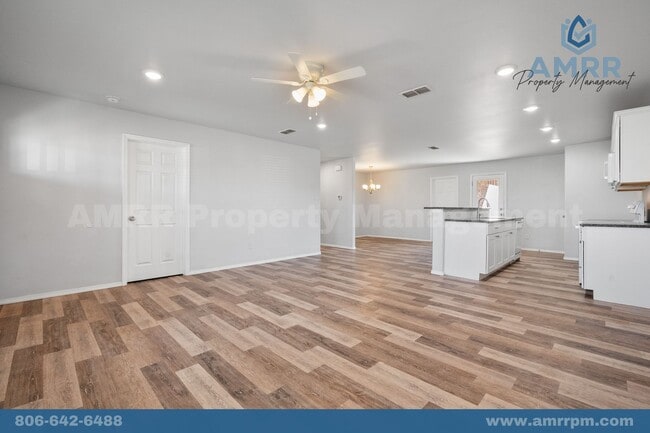 Building Photo - Easy Living Starts at AMRR: 3 Bedroom In Frenship ISD!