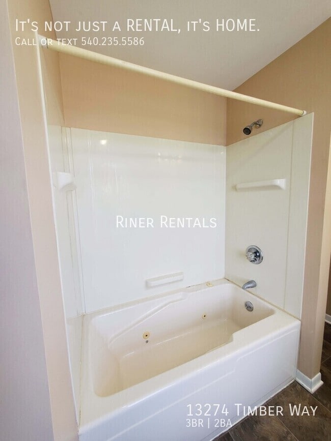 Building Photo - 13274 Timber Way